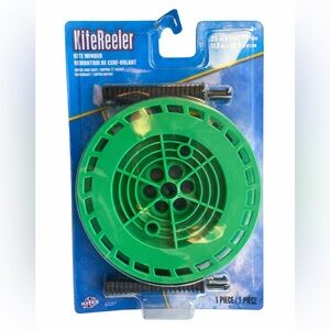 Kite Winder Reel in Bright Green